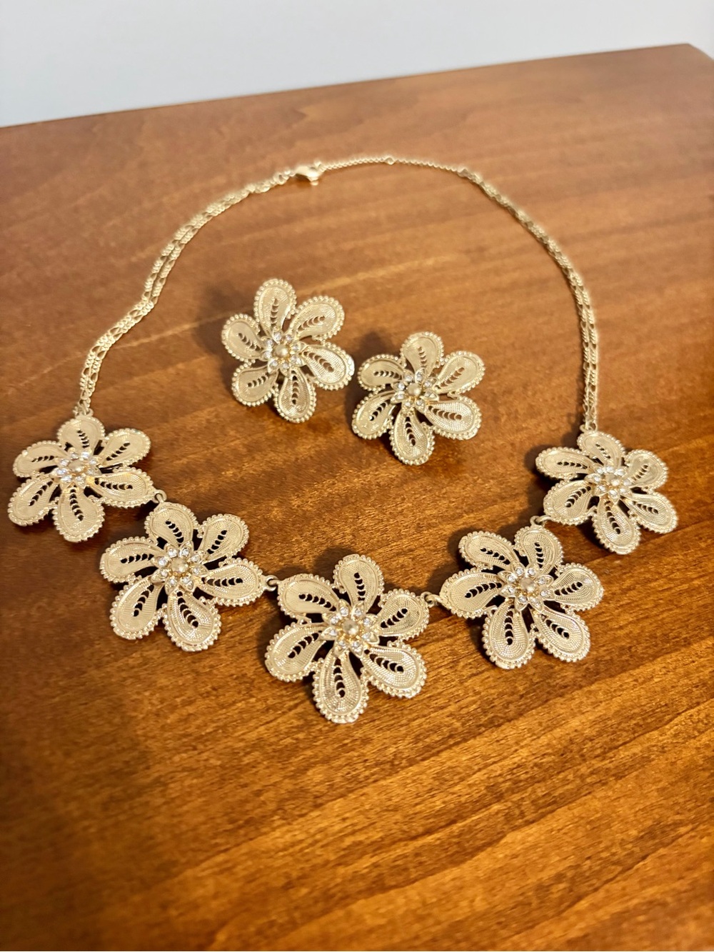 Anthropologie Filigree Flower Bib Necklace & Earrings